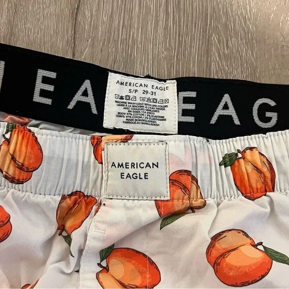 American Eagle White Boxers with Peach Print - Picture 6 of 6